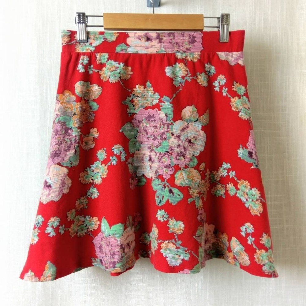 Pixelated Floral A-Line Red Cotton Skirt